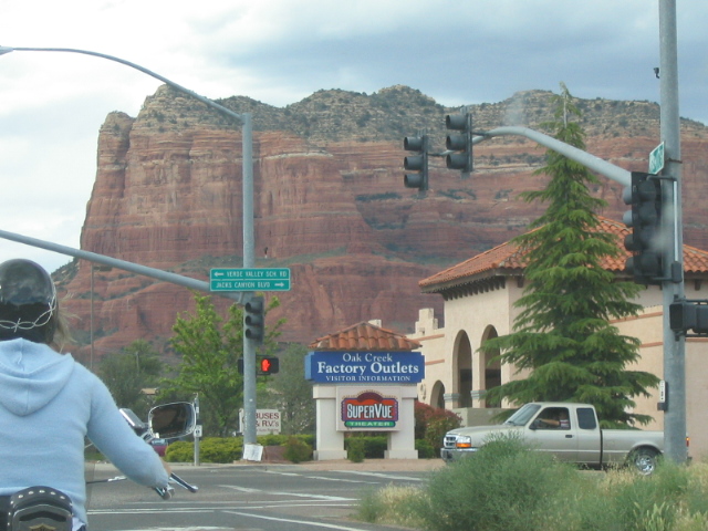 618x457 pixels (169K)